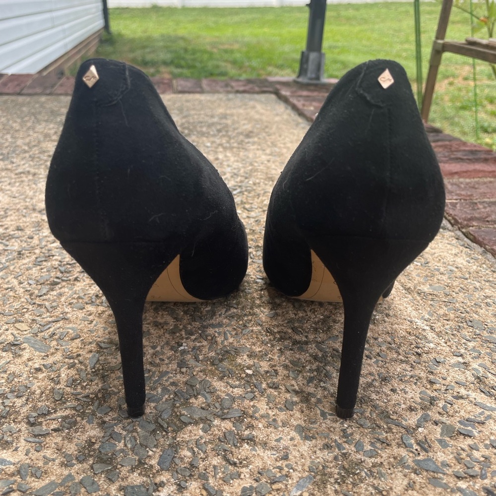 Black Velvet Catherine Malandrino Heels - Picture 3 of 10